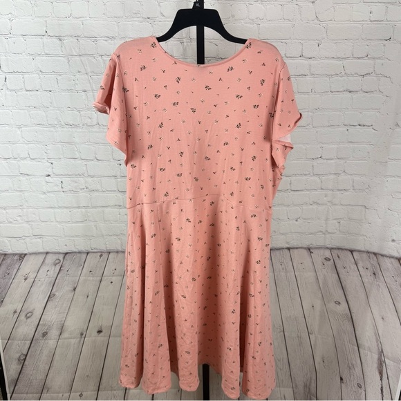 Torrid Mini Bow Front Dress Pink Floral Size 3X - Picture 4 of 7